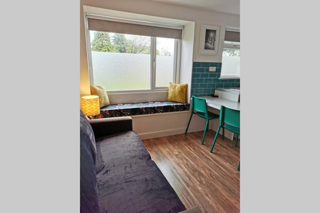 Stylish Studio Bungalow, Close To Cardiff Centre Extérieur photo